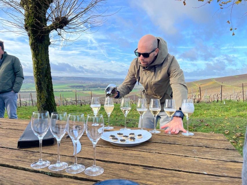 From Paris: Reims and Champagne Tasting Full-Day Tour - Guides make or break a long day