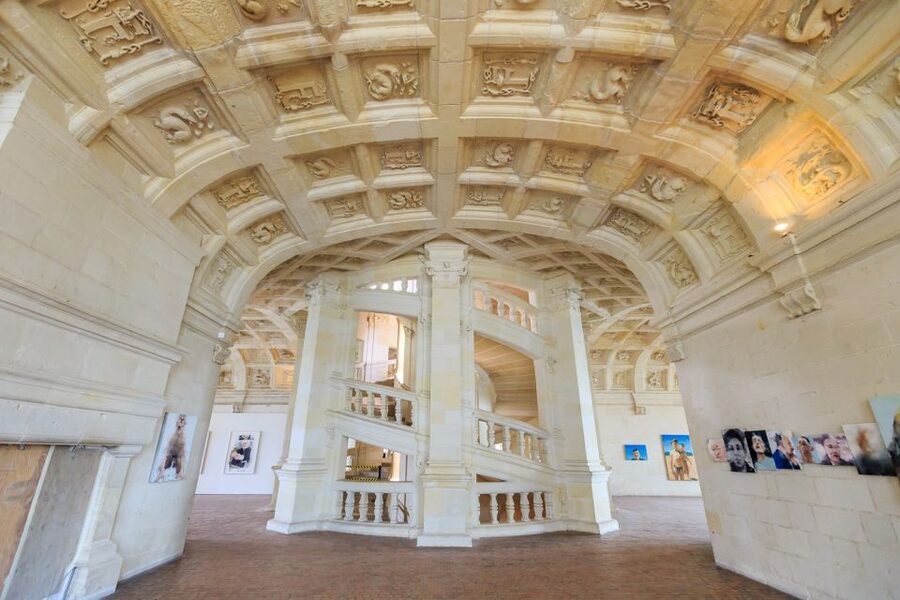 From Paris: Small-Group Loire Valley Castles Full-Day Tour - Chambord: a spectacular final castle
