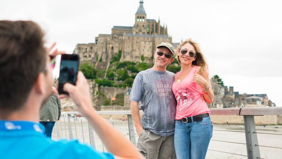 From Paris: Small-Group Mont St Michel Tour & Cider Tasting - Meeting at Avenue de Wagram before sunrise