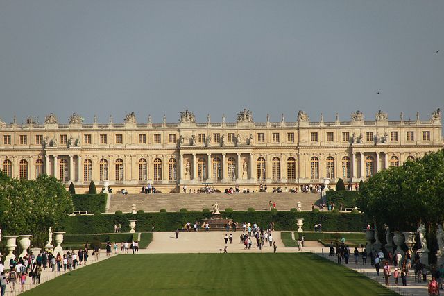 From Paris: Versailles Full-Day Guided Tour with Lunch - Why Versailles works best as a full-day visit