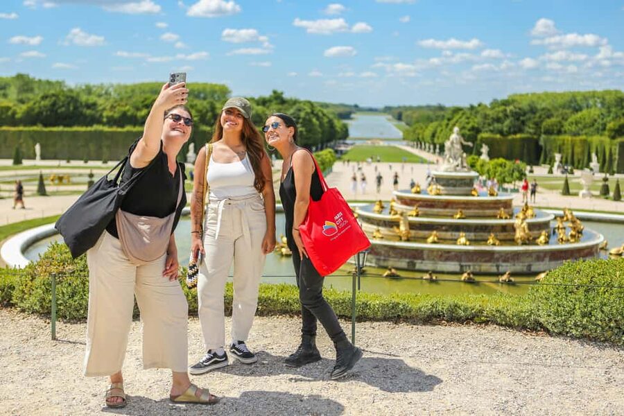From Paris: Versailles Guided Tour with Skip-the-Line Entry - Who will get the most from this Versailles tour?