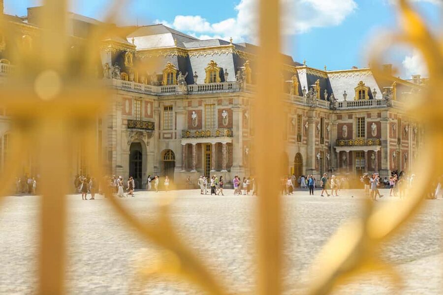 From Paris: Versailles Guided Tour with Skip-the-Line Entry - How the $115 price holds up