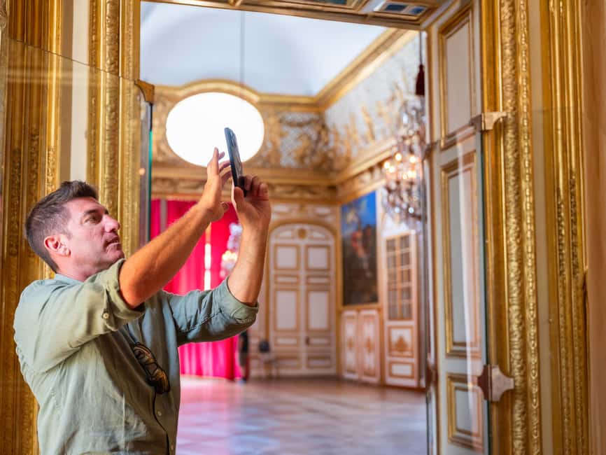 From Paris: Versailles Palace And Garden Tour with Transfers - The gardens, fountains, and long walk beyond the palace