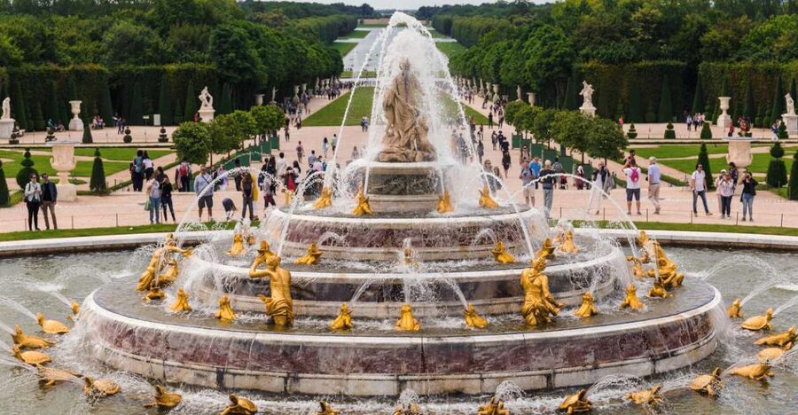From Paris: Versailles Palace and Gardens Guided Day Trip - Key Points To Know Before Booking