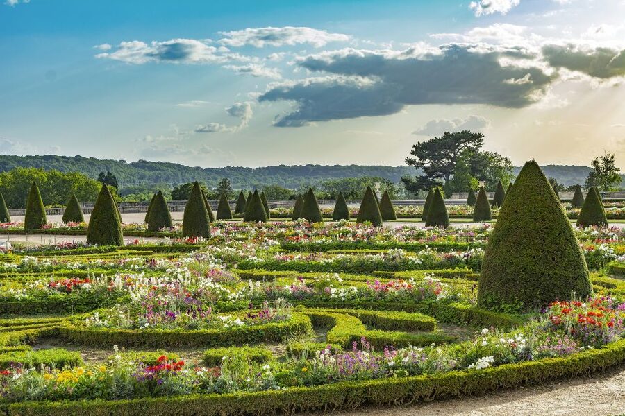 From Paris: Versailles Palace and Gardens Guided Experience - What the guided garden walk is really like