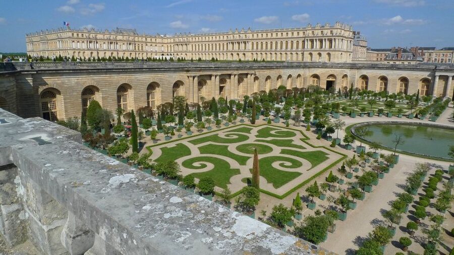From Paris: Versailles Palace and Gardens Guided Experience - Price and what the $71 includes
