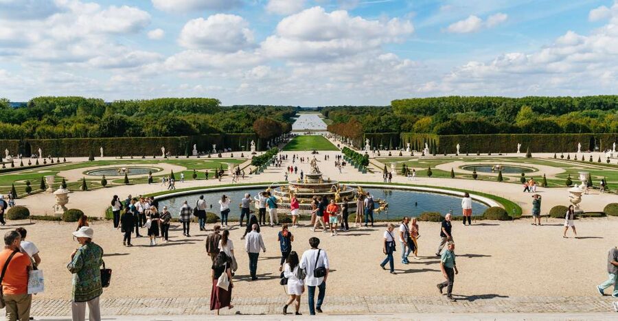 From Paris: Versailles Palace & Gardens with Transportation - Who will get the most from this experience