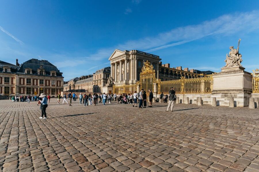 From Paris: Versailles Palace & Gardens with Transportation - Musical Gardens and Fountain Shows