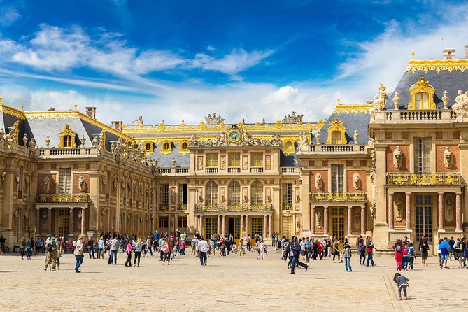 From Paris: Versailles Palace Guided Tour with Gardens Access - The Hall of Mirrors is the short stop with the biggest impact