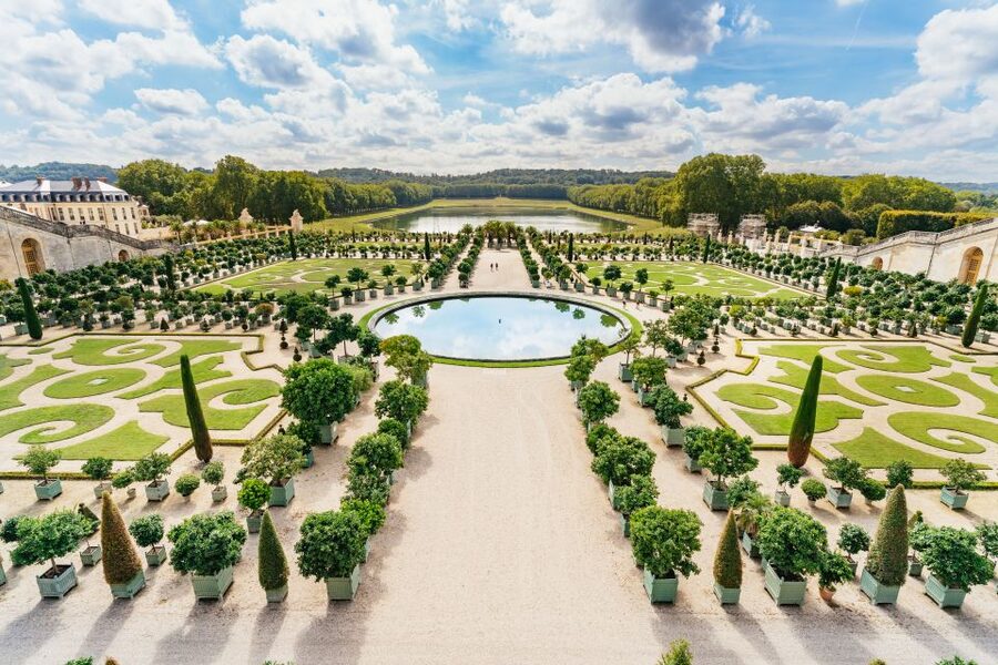 From Paris: Versailles Skip-the-Line Tour & Gardens Access - Should you book this Versailles tour?