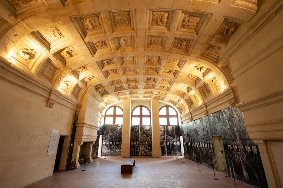 From Tours: Chenonceau and Chambord Castles Guided Tour - Chenonceau: a château built across the Cher