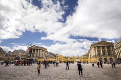 Gardens of Versailles Walking Tour & Palace Entry