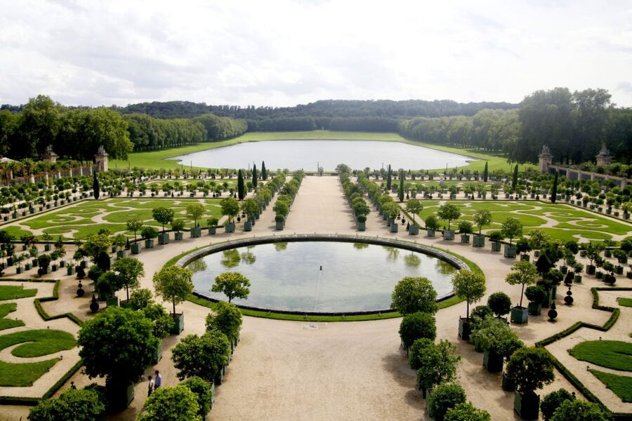 Gardens of Versailles Walking Tour & Palace Entry - The real value of the $76 price