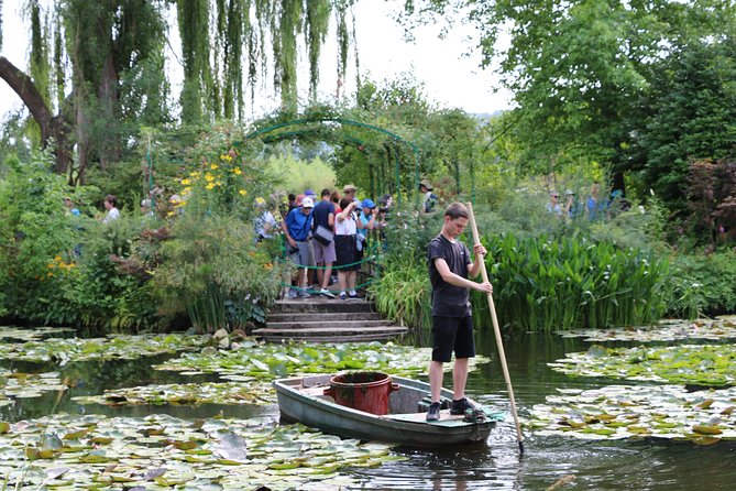 Giverny and Monet's Garden Half-Day Trip from Paris - Entering Monet’s house and Fondation Claude Monet
