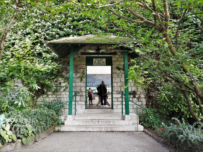 Giverny: Monet’s House and Gardens Skip-the-Line Tour - Why Giverny matters to Monet’s story