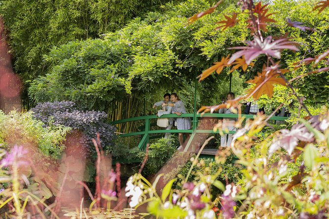Giverny & Monet's House Audio Guided Half-day Tour from Paris - The Audio Guide Needs Preparation
