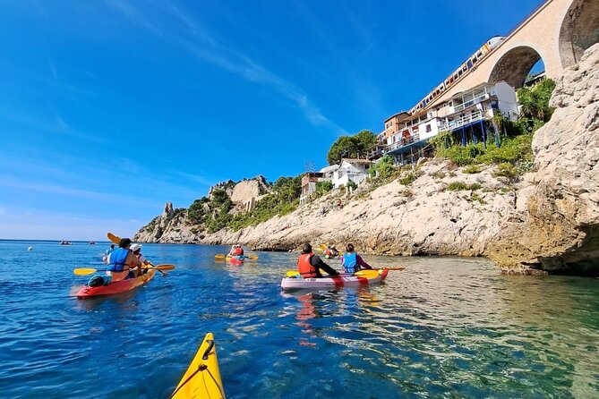 Guided kayak excursion in creeks - Returning to Estaque with tired arms