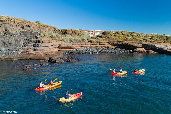 Guided sea kayak trip in Cap d’Agde - Paddling with Nathan along the volcanic cliffs