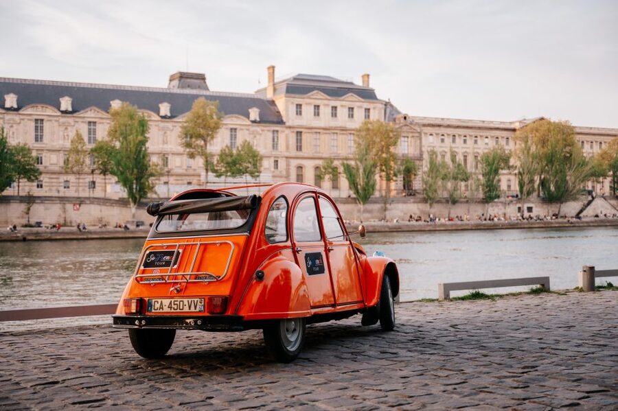 Guided Tour of Paris in Classic Convertible - Who gets the most value for $352?