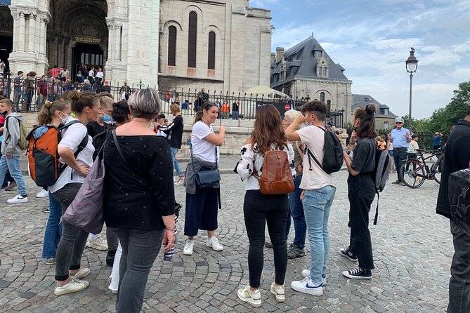 Guided Tour of Sacré-Coeur and Montmartre - Understanding the basilica’s unusual design