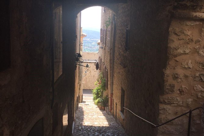 Half-Day Wine Tasting and Saint Paul de Vence Tour from Nice - Who will get the most from this experience