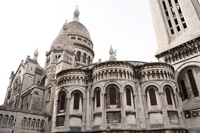 Hidden Montmartre: Paris' Secret Streets Walking Tour - Reaching Sacré-Cœur by a quieter route
