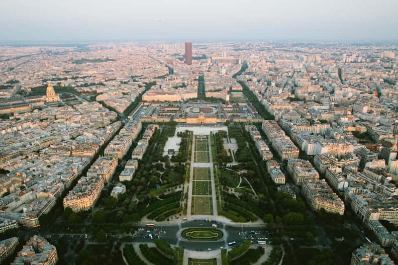 Highlights of Paris Bike Tour in English or Dutch - Why a bicycle works so well in central Paris