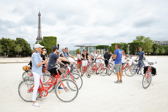 Highlights of Paris Bike Tour w/ a Local Guide (English or Dutch) - Champs-Élysées and Pont Alexandre III