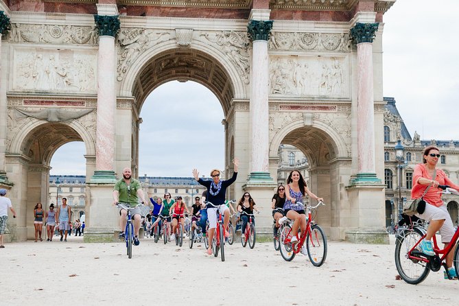 Highlights of Paris Bike Tour w/ a Local Guide (English or Dutch) - Along the Seine to the Eiffel Tower