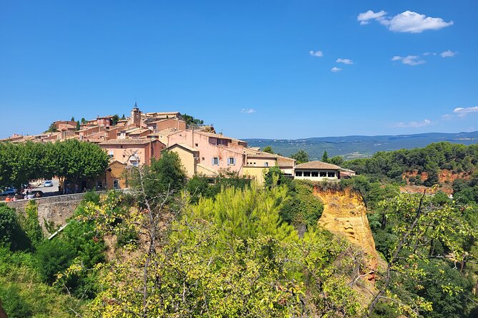 Highlights of Provence in one day - Roussillon and the colors of ochre