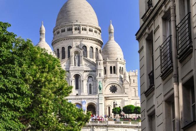 Impressionist Paris: d'Orsay & Montmartre Exclusive Guided Tour - Dali, Picasso, and the final artist addresses