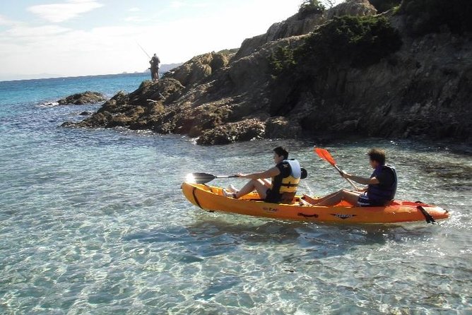 La Ciotat Private Kayak Rental in the Calanques National Park - Île Verte, the island option