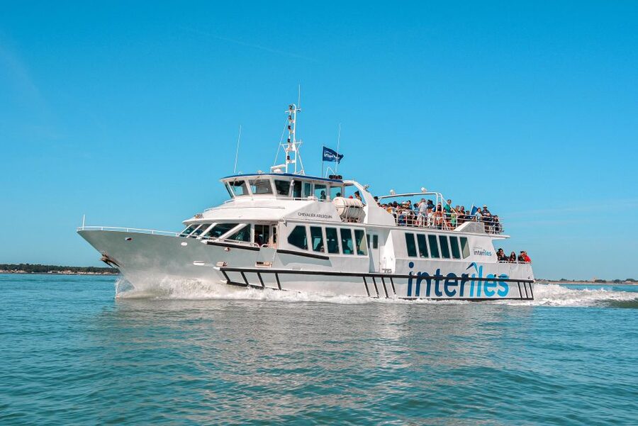 La Rochelle: Boat trip to Fort Boyard (2h00) - Key points to know before sailing