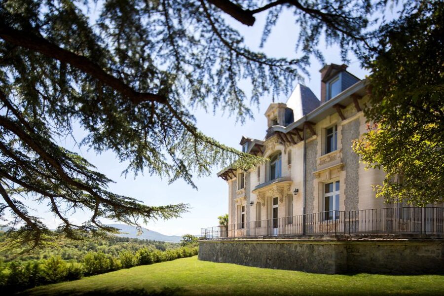 Languedoc: Tour and Tasting at Domaine de Baronarques - Who Will Enjoy This Estate Visit