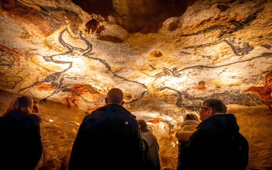 Lascaux IV: Full Replica Cave Experience Ticket - The Immersion room completes the visit