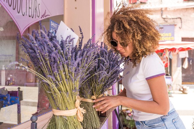 Lavender in Luberon Small Group Half-Day Trip - Guide quality can shape the whole experience