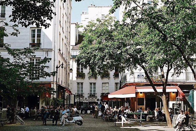 Le Marais District & Jewish Quarter Guided Walking Tour 12ppl Max - Following Rue des Francs Bourgeois