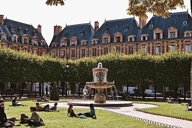 Le Marais District & Jewish Quarter Guided Walking Tour 12ppl Max - Finishing near Hôtel de Ville and Saint-Gervais
