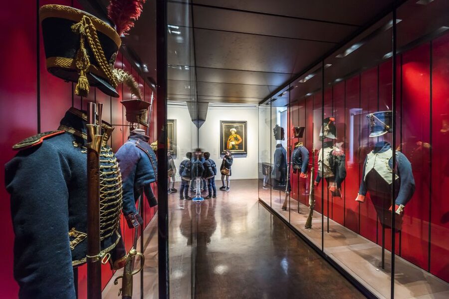 Les Invalides: Napoleon's Tomb & Army Museum Entry - Napoleon, empire, and the making of a legend