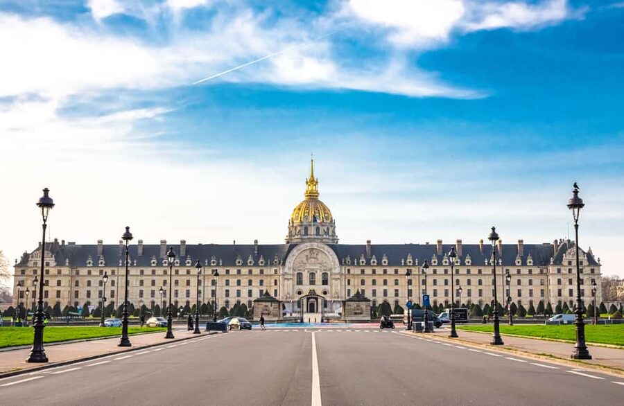 Les Invalides: Napoleon's Tomb & Army Museum Entry - World War I and World War II: the part that needs real time