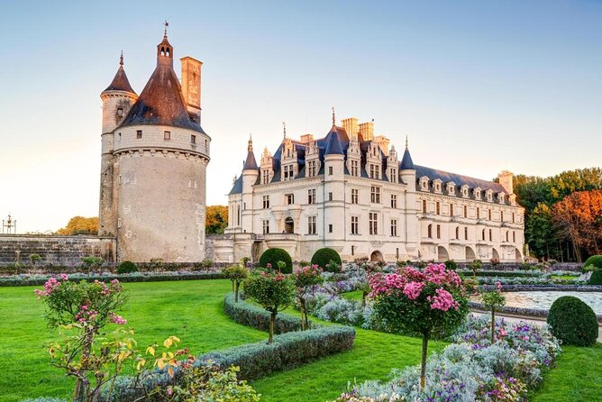 Loire Valley Castles Day Trip from Paris with Complementary Wine - Key details before you book