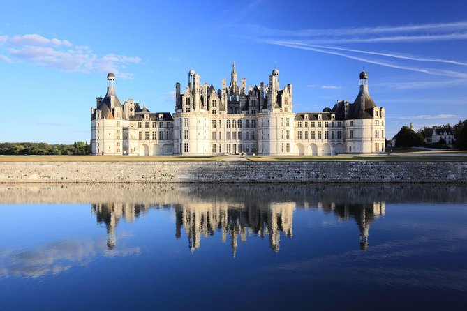 Loire Valley Castles Trip with Chenonceau and Chambord from Paris - Small details that make the day easier