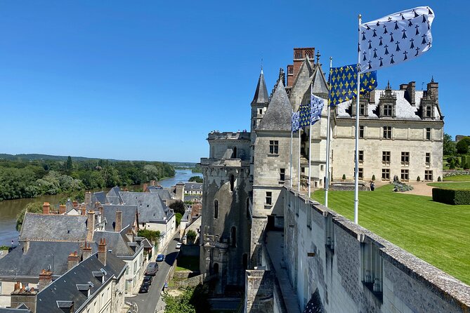 Loire Valley Royal Castles Guided Small group Day Trip from Paris - 7:30 a.m. departure and the long road south