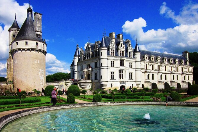 Loire Valley Royal Castles Guided Small group Day Trip from Paris - Plou Et Fils and seven Loire wines