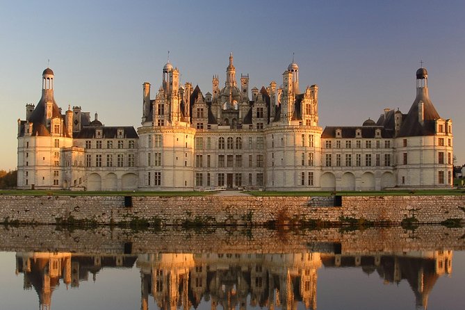 Loire Valley Wines and Castle Small Group Day Trip from Paris - An early Paris pickup and a scenic ride south