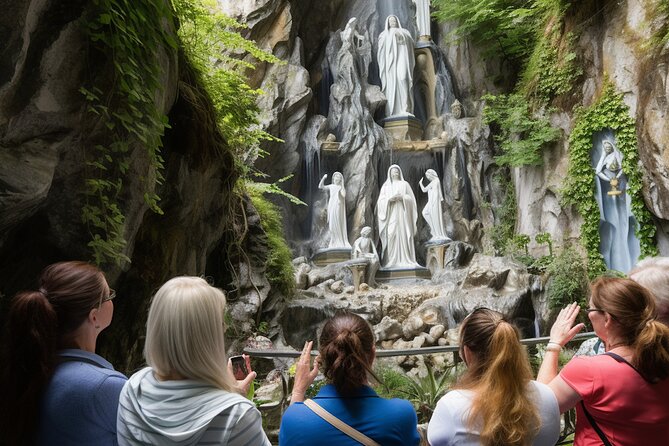 Lourdes, Guided Walking Tour in the Sanctuary - Physical Effort, Older Relatives, and Group Needs