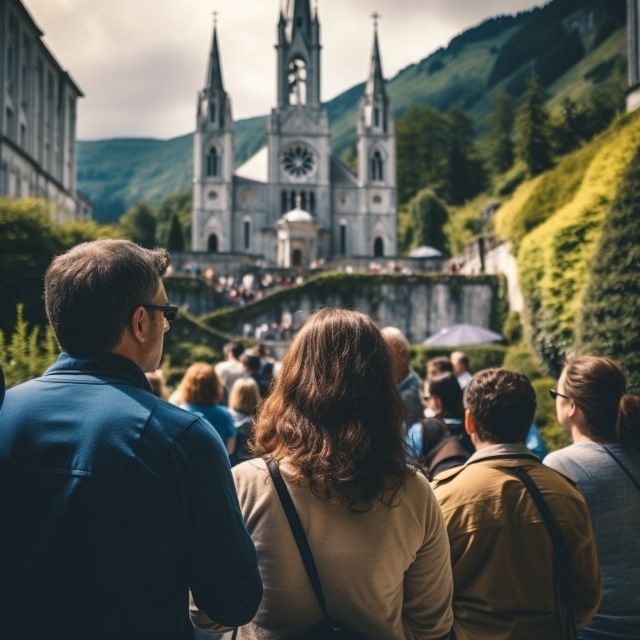 Lourdes: Sanctuary Guided Walking Tour - Key points to know before you book
