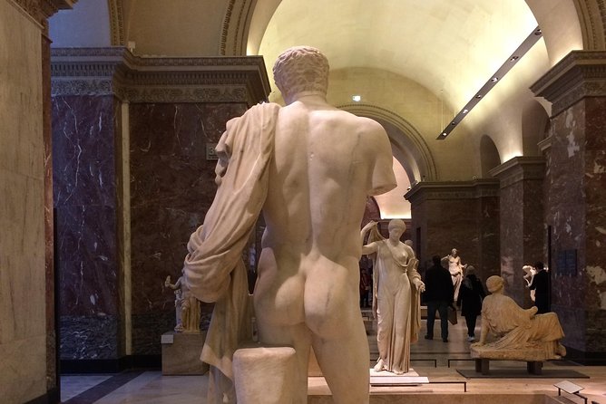 Louvre: Everything but the Mona Lisa - Limited to 6 Guests - Guides who can make or break the visit