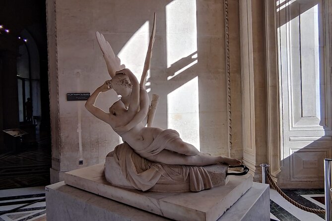 Louvre Highlights Tour for Kids Ticket Included - Seeing the Mona Lisa without making it the whole visit