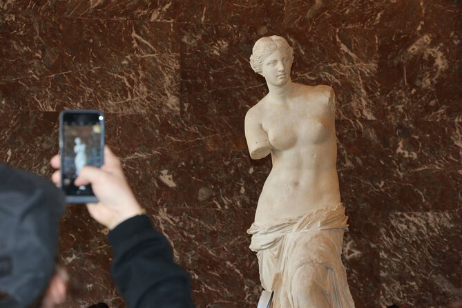 Louvre Museum Access Guided Tour with Mona Lisa - The guides make or break this Louvre visit